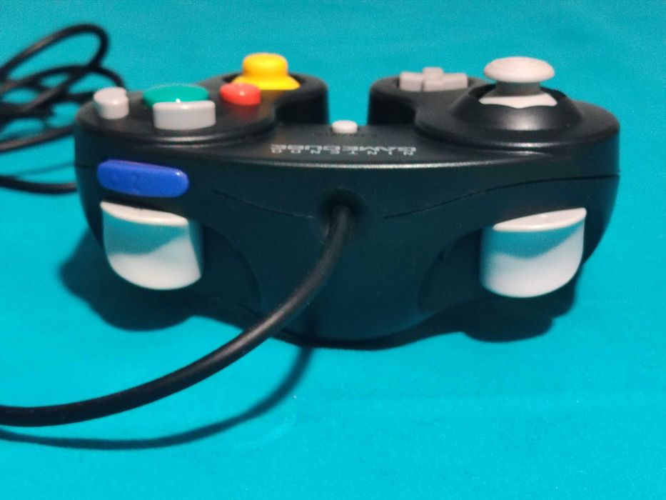 NINTENDO controller GameCube