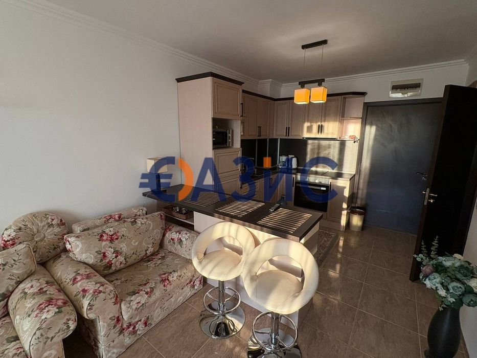 Продава се Двустаен апартамент в Свети Влас - 69 кв.м за 1508 €/кв.м - Снимка #12