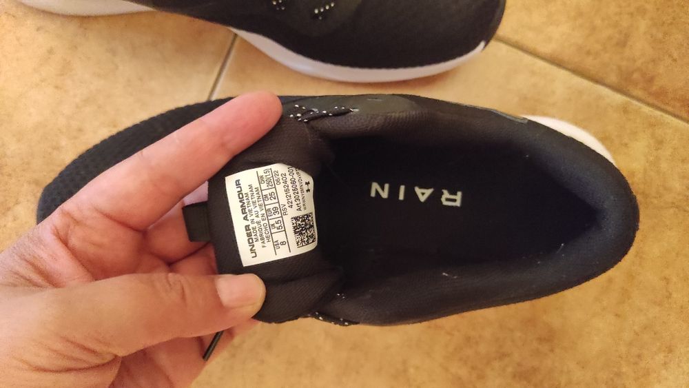 Маратонки Under armour