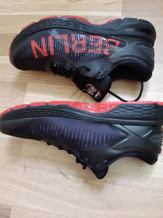 Asics gel Kayano 25 Berlin 2018 / 42,5