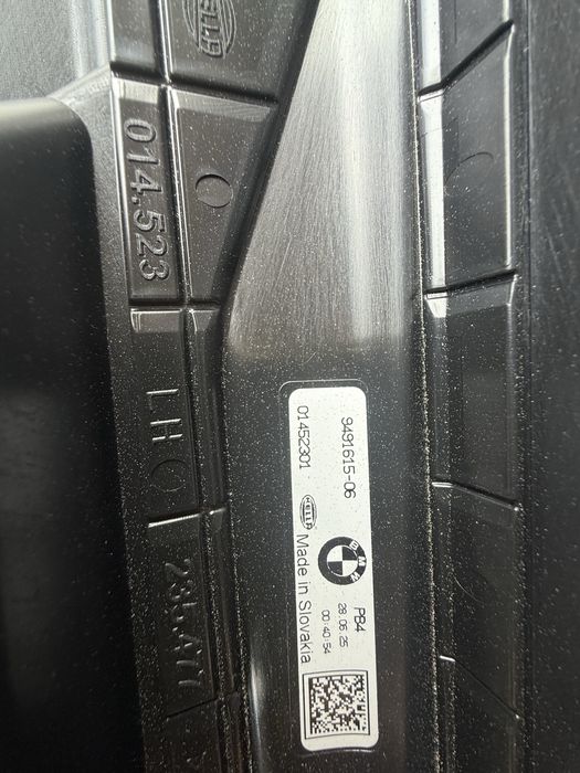 Праг за BMW i4 (G26)ляв