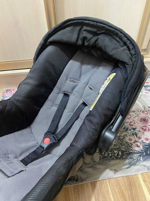 автолюлька и  как качалка  как переноска для маленьких детей до 13 кг