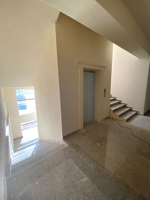 Срочно!!! Нурафшон шахрида хонадон сотилади, вариантни хам куринг