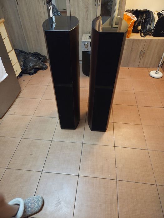 Говорители JAMO   и   усилвател MARANTZ
