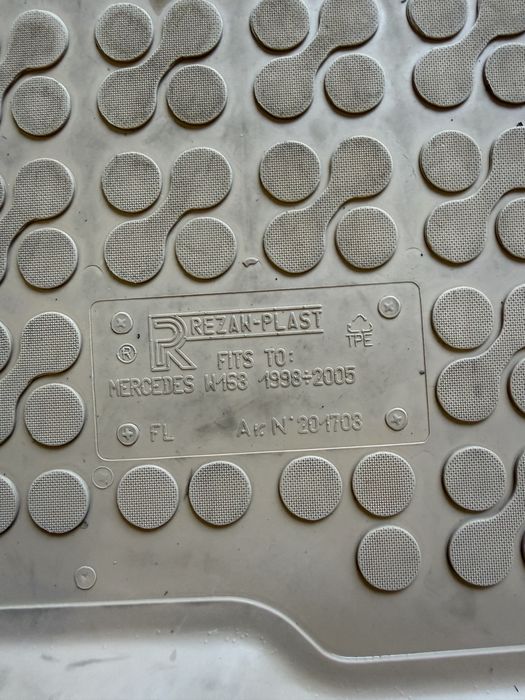 Гумени стелки Mercedes W163 ML