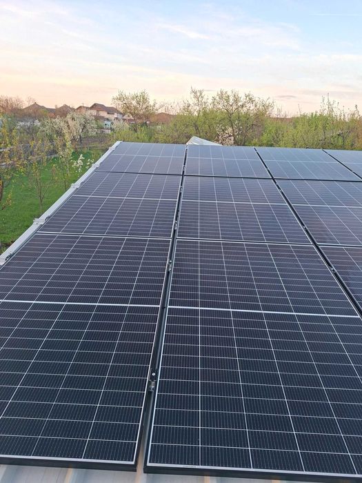 Curățare panouri fotovoltaice – randament maxim, fara pierderi