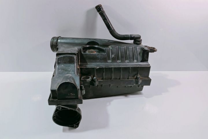 Carcasa filtru aer  3C0129607AF Volkswagen VW Golf a 5-a generatie