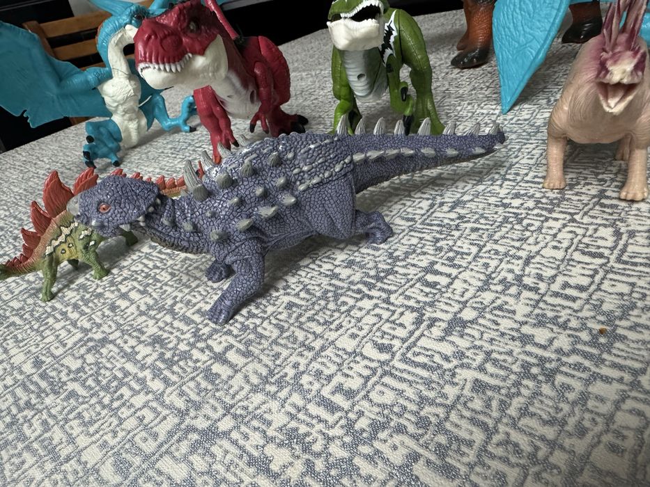 Игрушка динозавр Marwin