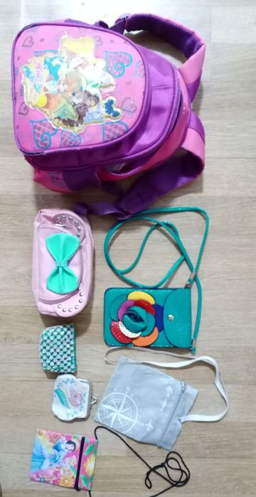 Сумочки, бантики,рюкзаки