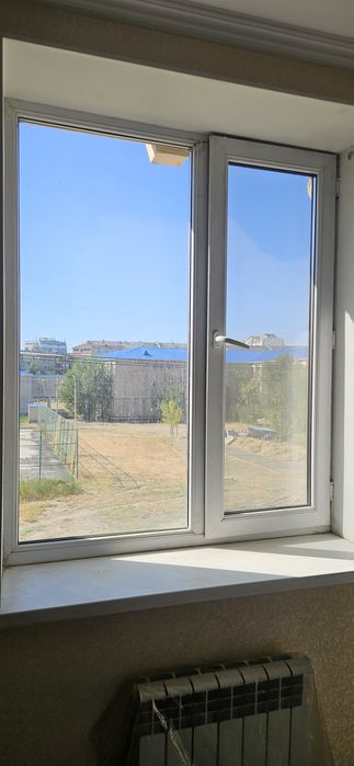 Пластиковые окна и балкон б/у