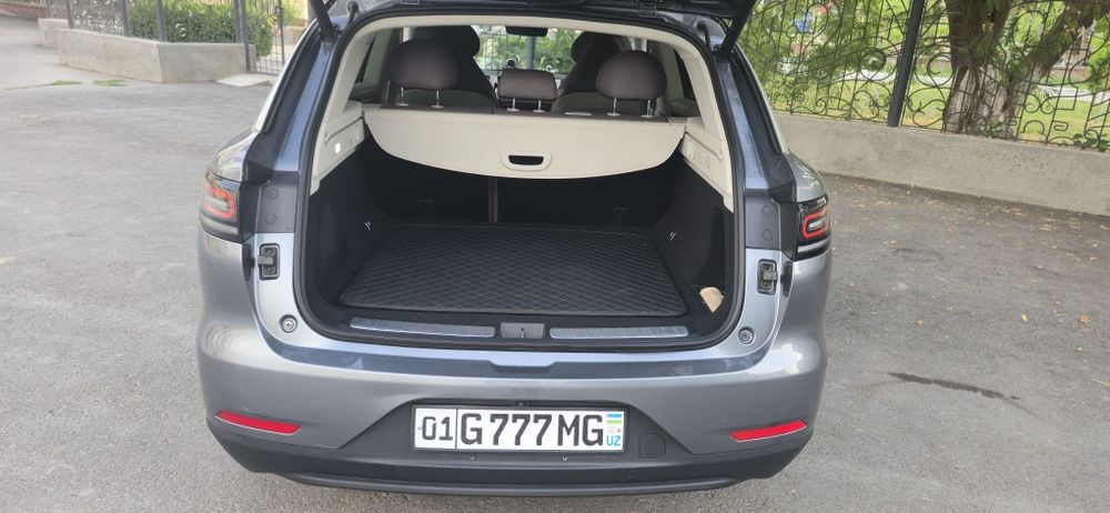 Leapmotors c 11 sotiladi