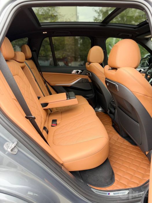 BMW X5 xDrive40i— 2023