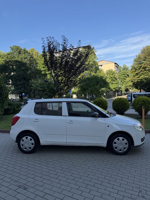 SKODA Fabia 2010 — imagine 4