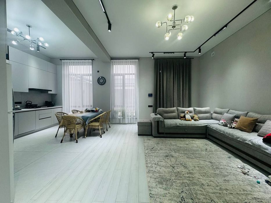 Евродом  2х  этажный, продаётся в Сергели .