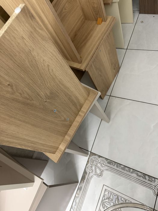 Табуретки новые есть разные цвета