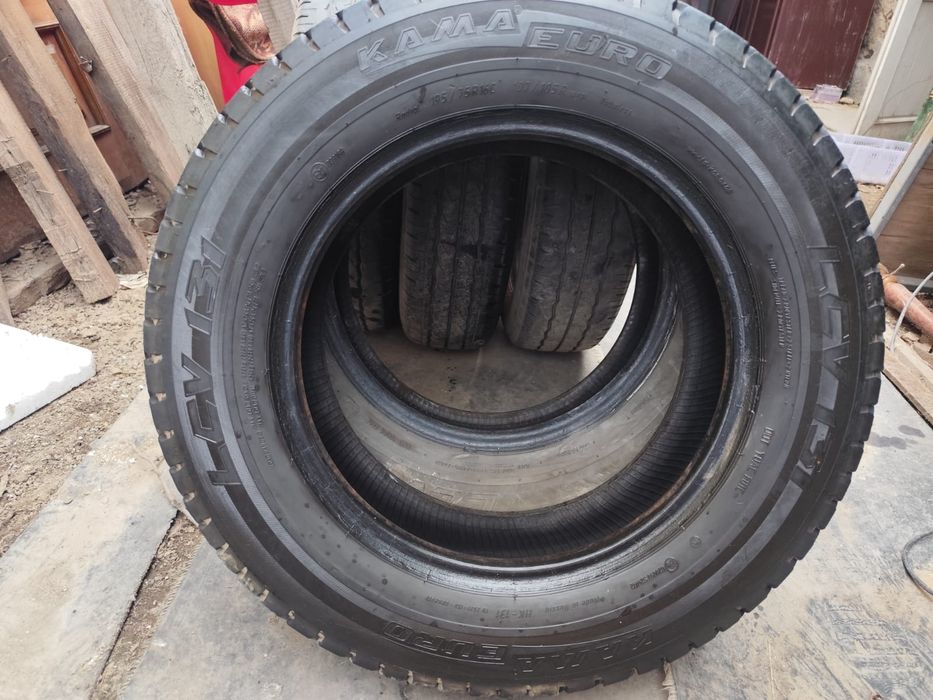 Продам.     резину