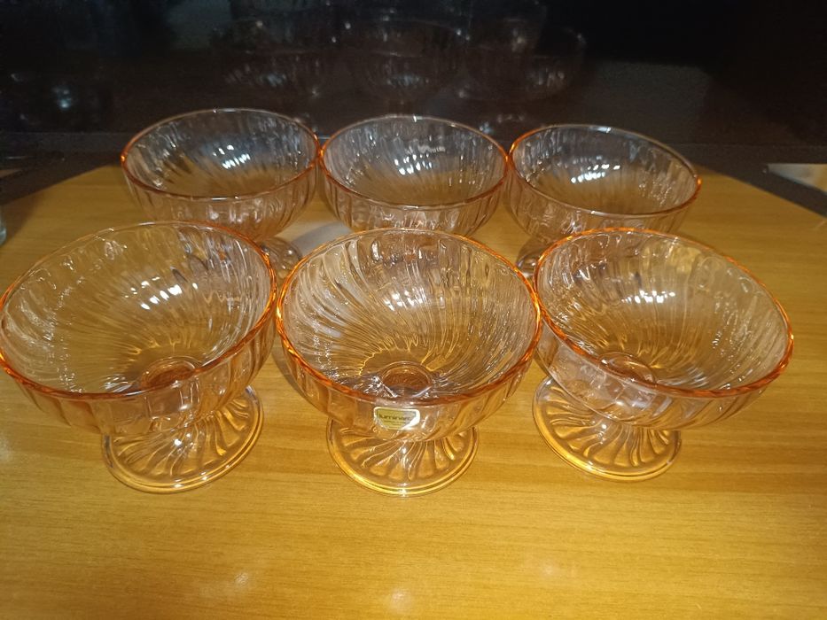 Pahare Luminarc. Cupe cristal inghetata. Cristal roz Luminarc