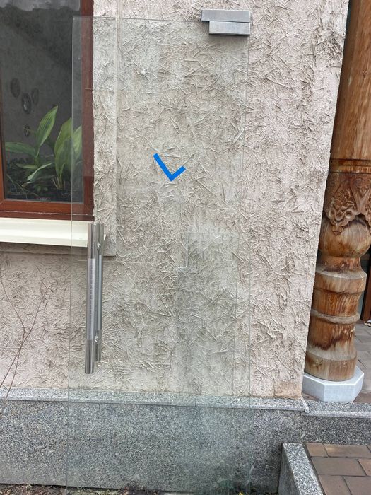 Стеклянная дверь, Oyna eshik