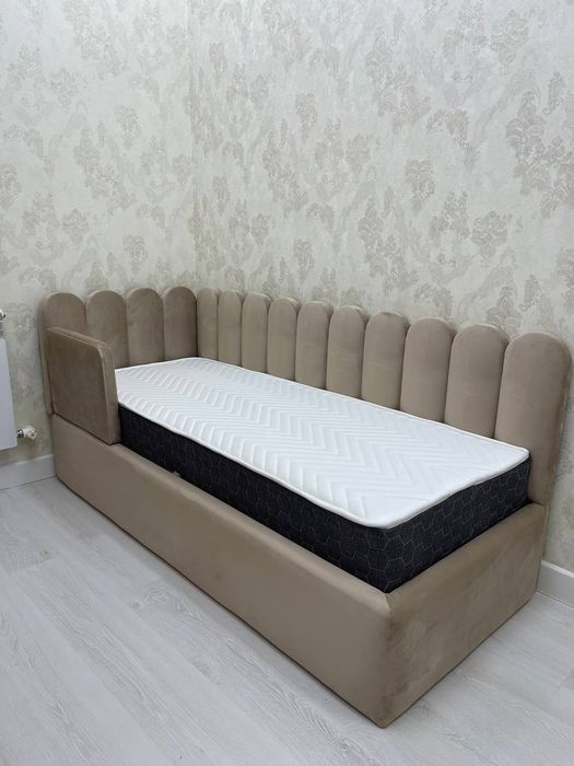 Угловая кровать Дольки для детей