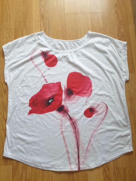 Bluza de vara. Imprimeu floral.