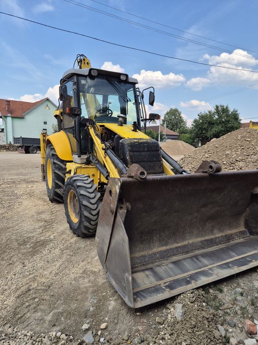 Buldoexcavator New holland an 2006