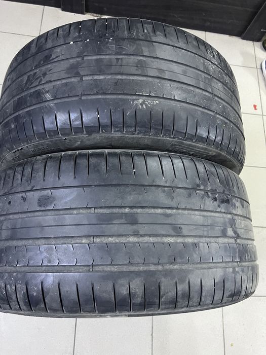 Продам резину! Pirelli 305/40/20.