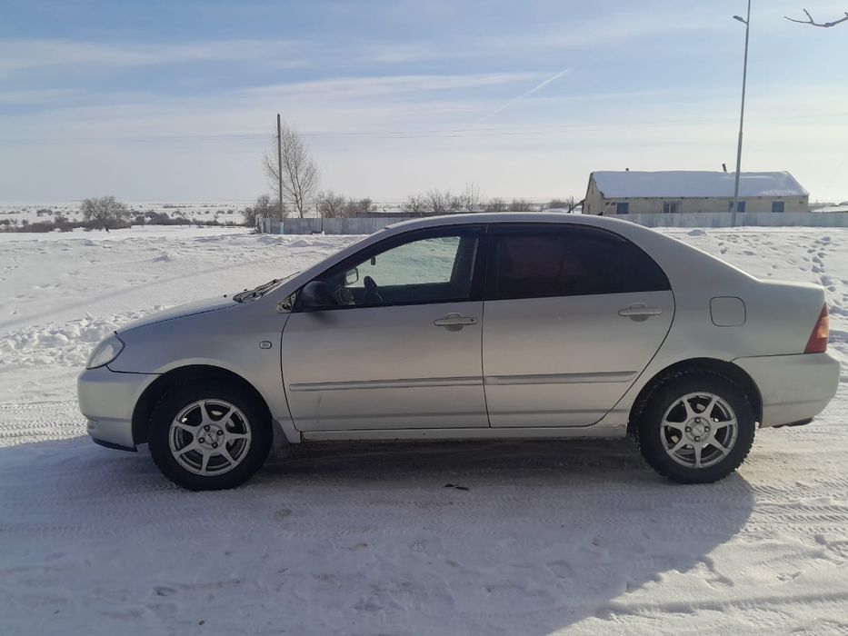 Таёта карола 2005г