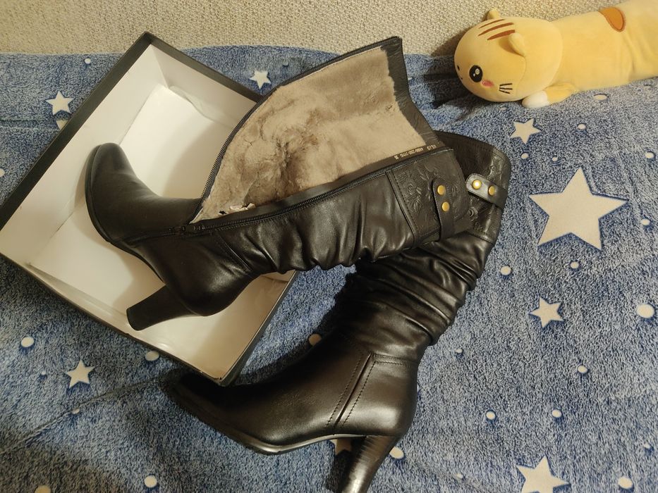 Продаю сапоги. Новые