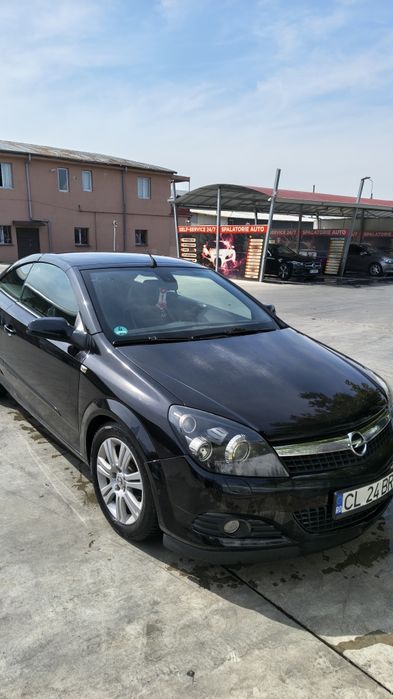 Vând Opel Astra h twintop cabrio 2008 1.9cdti