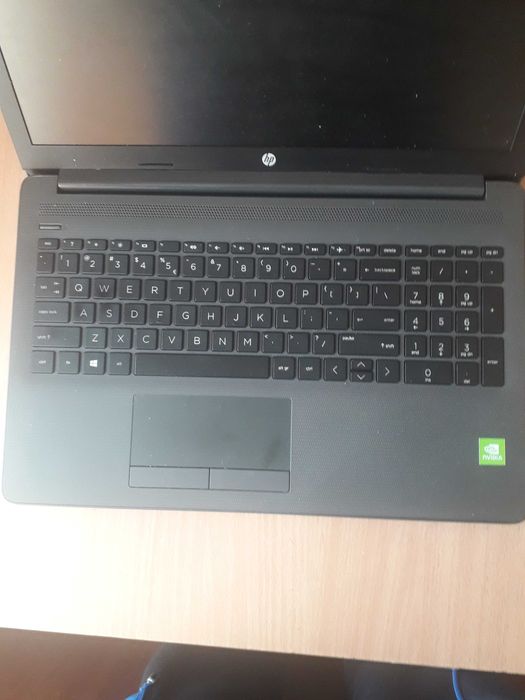 Hp i3 gen 7 Nvidia mx 8gb ddr4 m2 256gb 15.6
