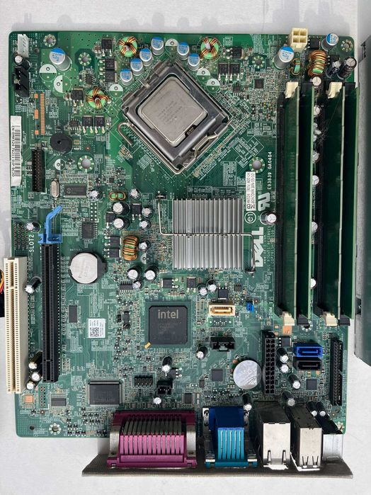 DELL, дъно, процесор - Q6600, охлаждане, РАМ - 4гб, захранване, кутия