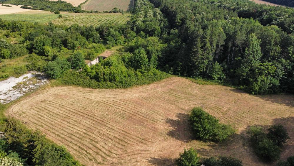 Индустриален имот - За продажба - главен път Разград - Търговище