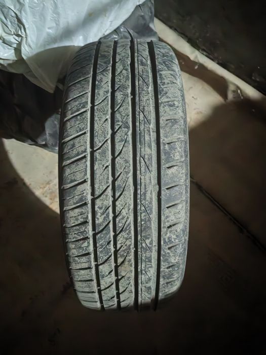 Летную шины размер R205/55/16  в хорошем состоянии, 4 штуки