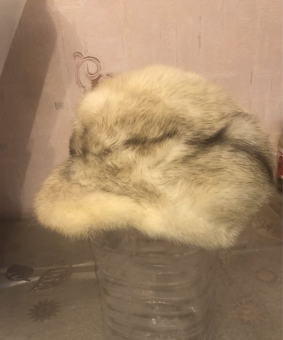 Шапки женские разные