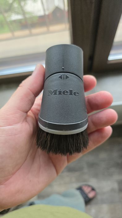 Четка за прах Miele