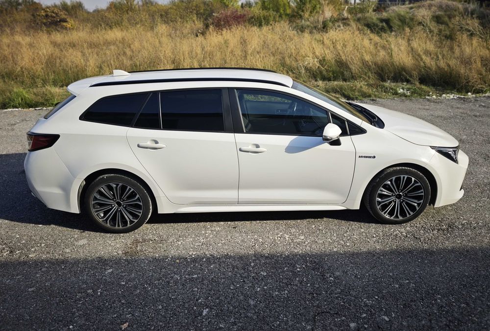 Toyota Corolla Touring Sport, 1.8 Hybrid, ГАРАНЦИОННА