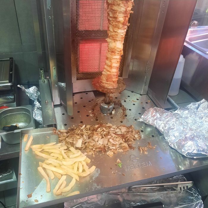 Продава се Магазин в Разград, Център - 25 кв.м за 800 €/кв.м - Снимка #3