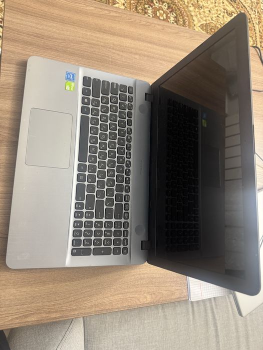 Продам ноутбук Asus