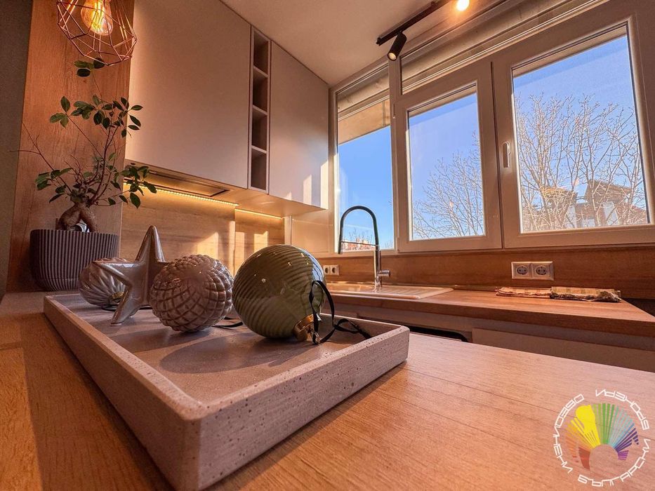 Дава се под наем Двустаен апартамент в Бургас, Център - 52 кв.м за 612 € - Снимка #9