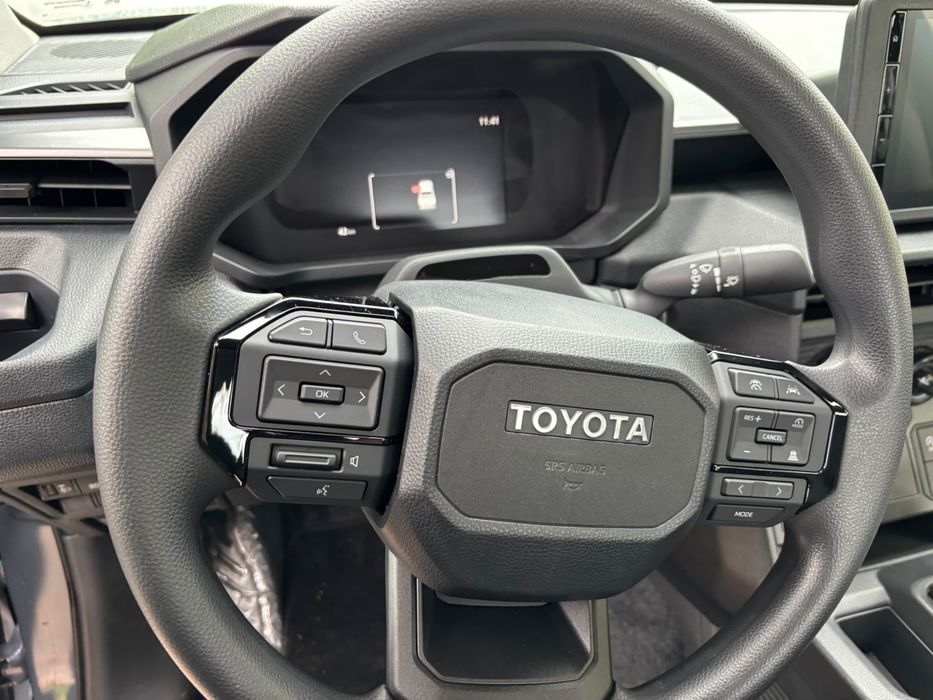 TOYOTA Hilux 2025 — imagine 5