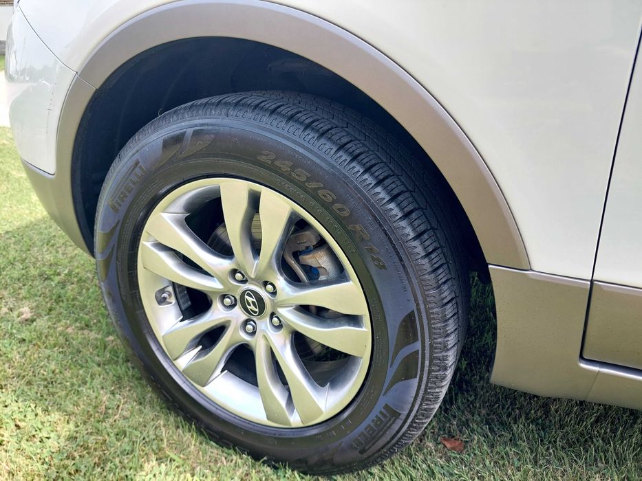 2012 Hyundai Veracruz Limited един собственик - 51, 000 километра.