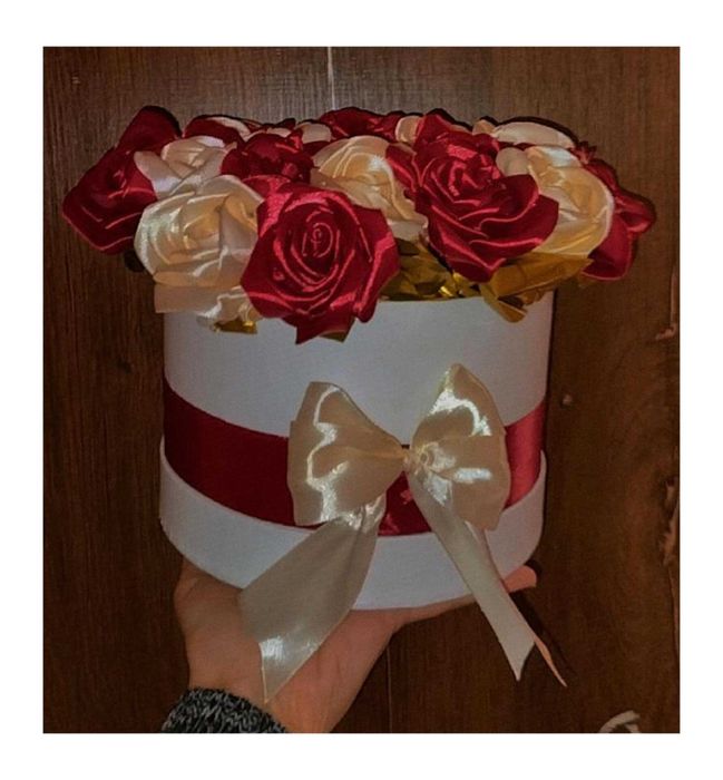 Букет от вечни сатенени рози за всеки повод/празник