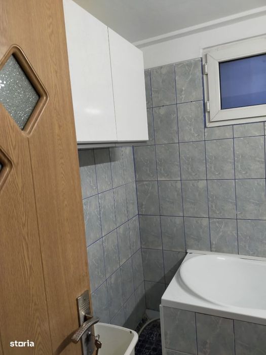 Apartament 3 camere, decomandat | Liber | metrou Eroii Revolutiei |