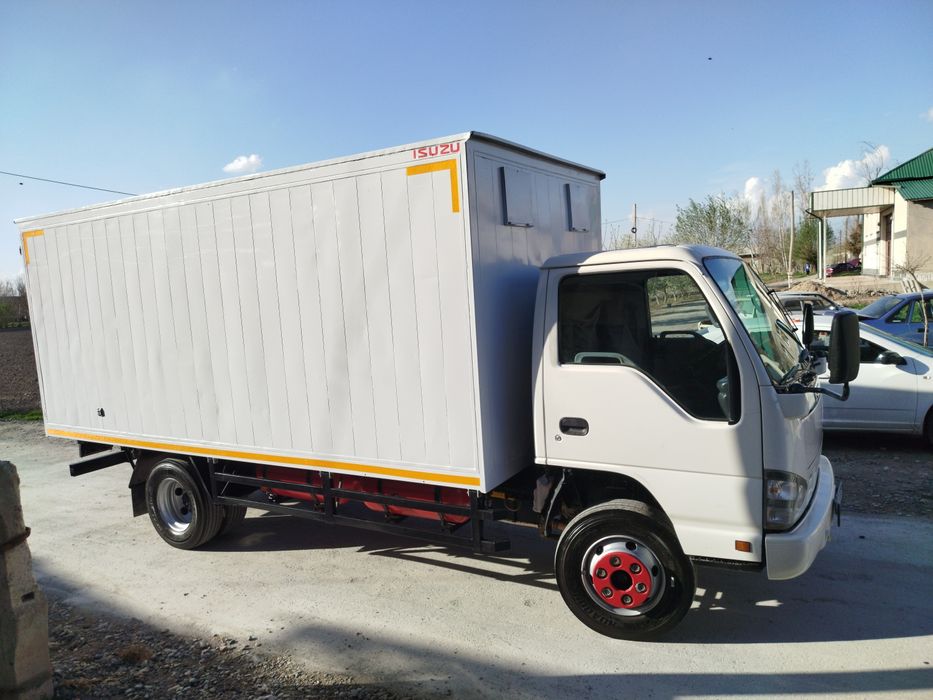 Isuzu yili 2014 ohri 2015 boshi moshina zor
