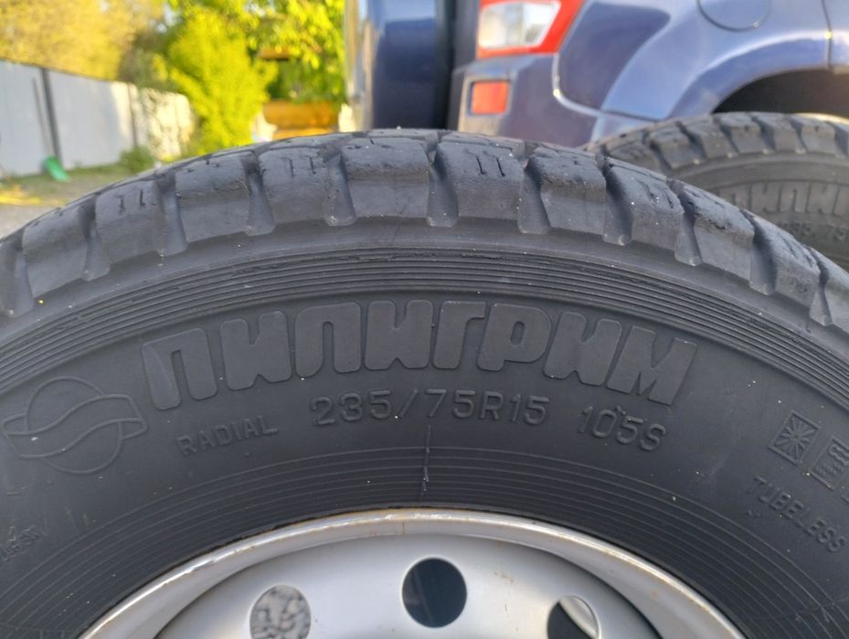 Продам резину в комплекте с дисками