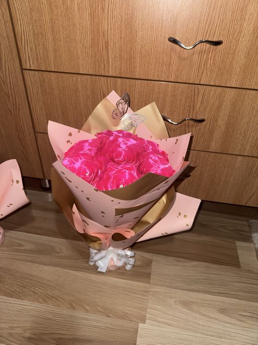 Trandafiri din satin