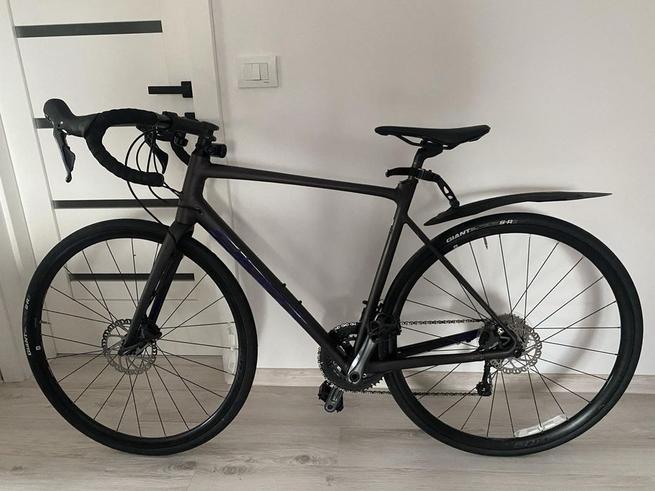 Bicicleta cursiera Giant Contend SL2