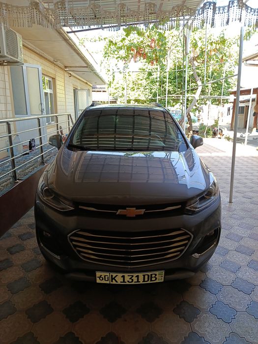 TRACKER 1 premier