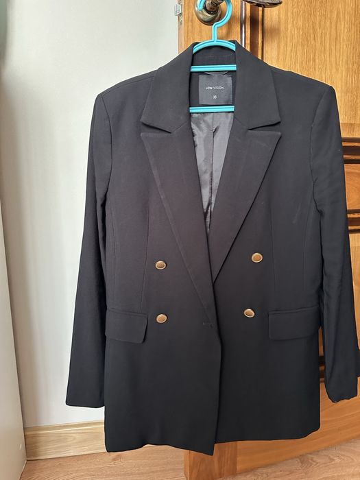 продаю пиджак, почти новый