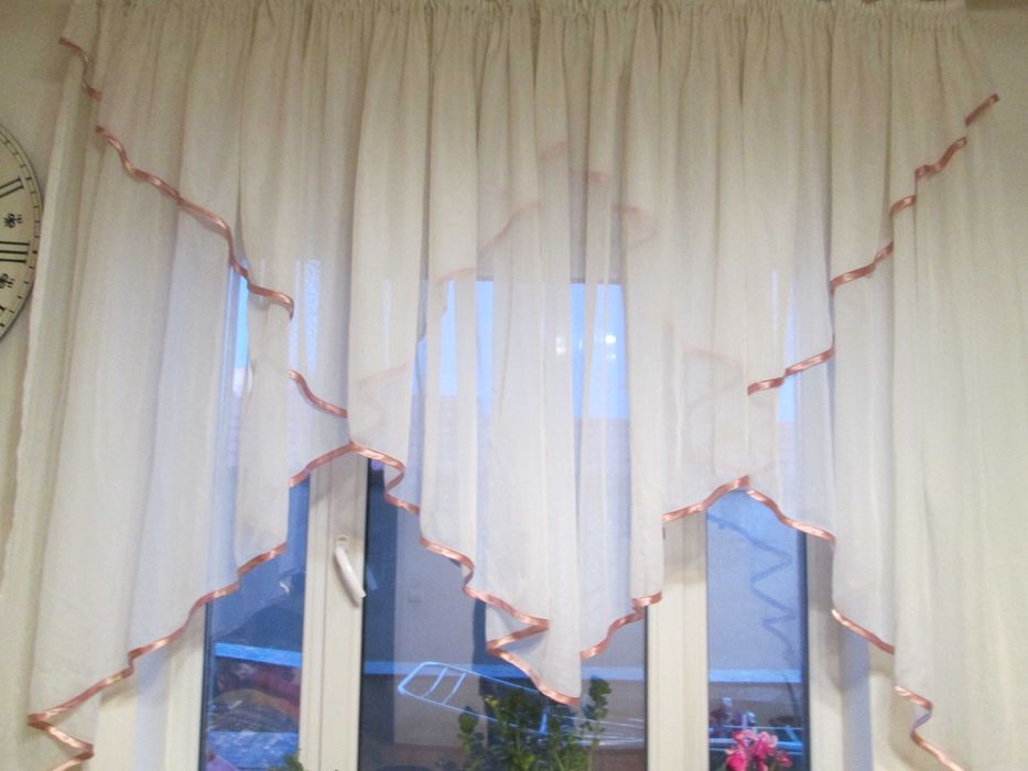 perdea scurta deosebita